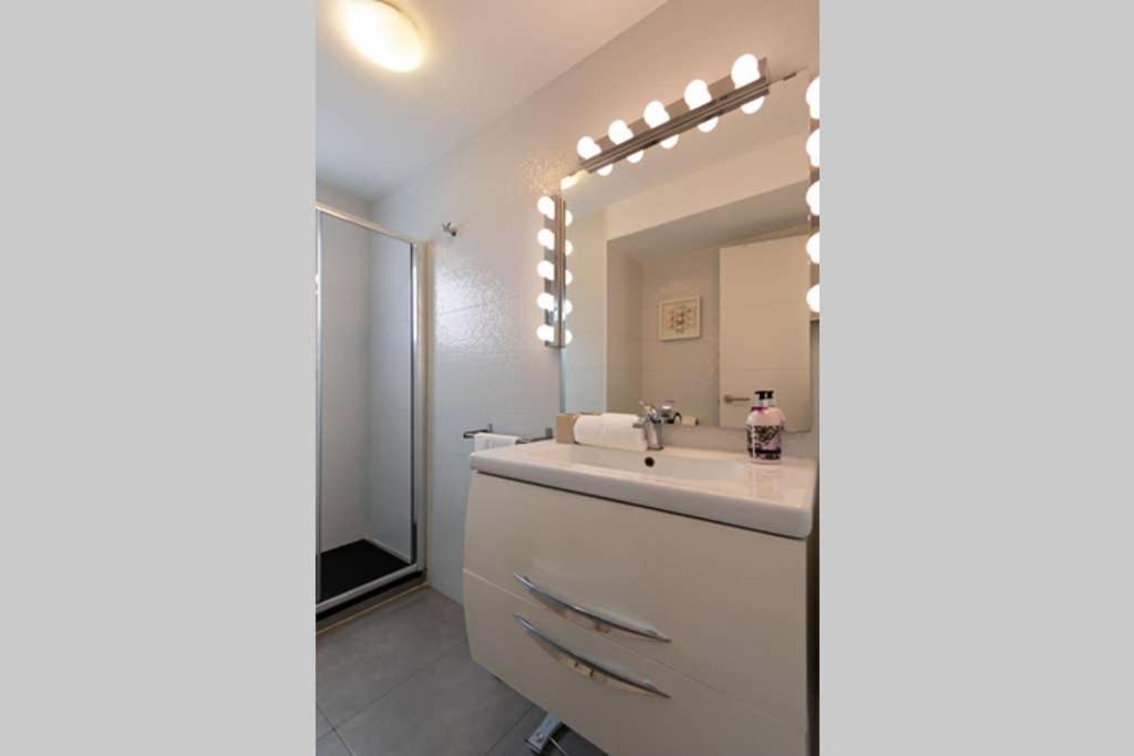 Appartamento Triana Maestro Deluxe Siviglia Esterno foto