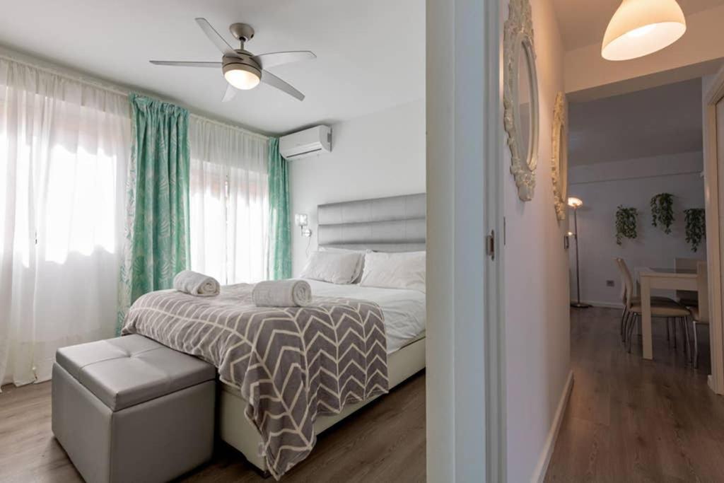 Appartamento Triana Maestro Deluxe Siviglia Esterno foto