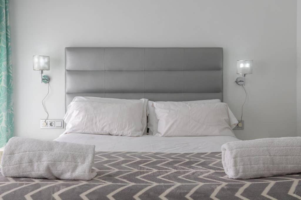 Appartamento Triana Maestro Deluxe Siviglia Esterno foto